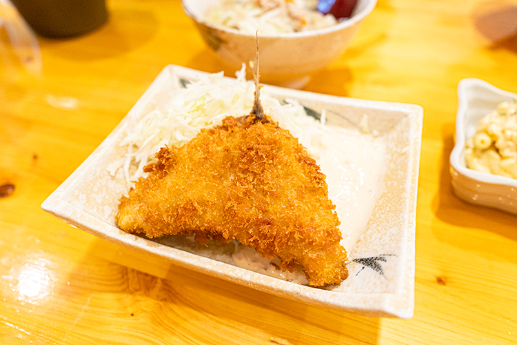 「麺屋 ほっちゃん」のアジフライ