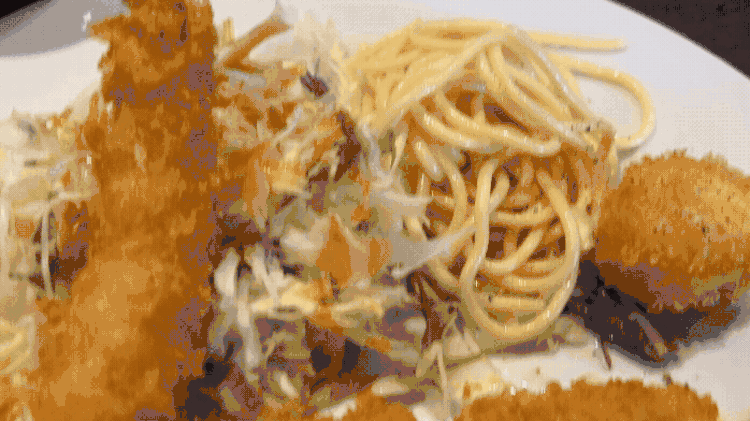 「洋食ツバキ亭」のミックスフライGIF