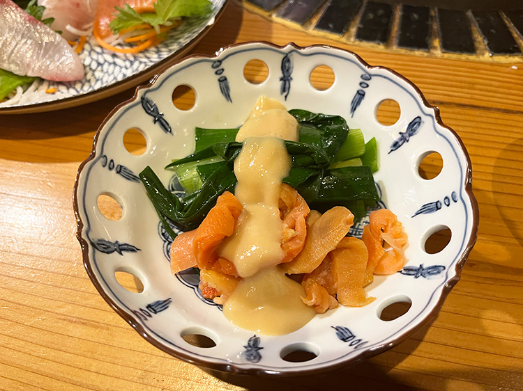 「常蔵」の九条ねぎとミル貝の酢味噌