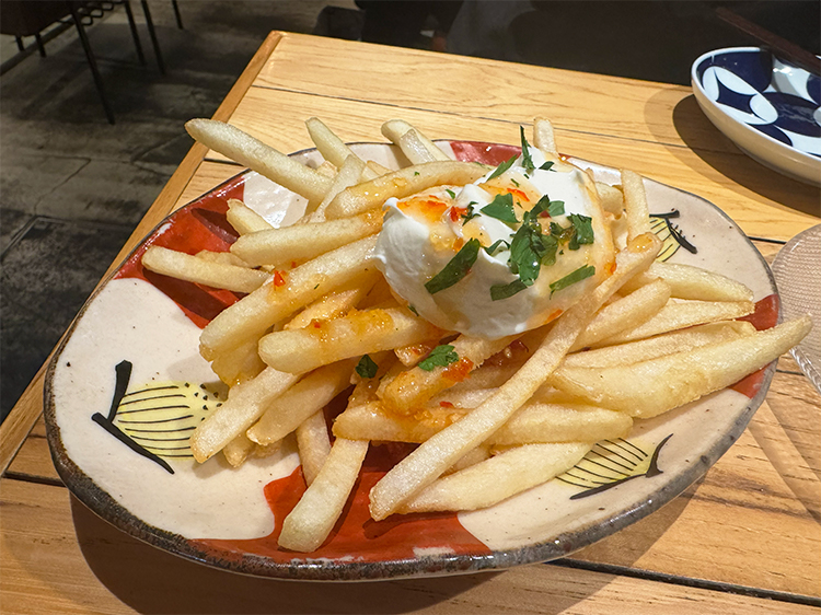 「DRAナイン」スイートチリとサワークリームのポテトフライ