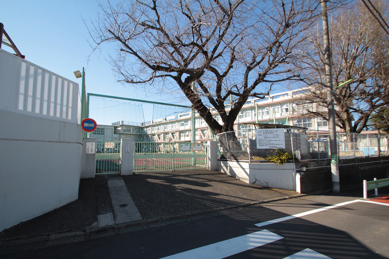 世田谷区立「八幡小学校」