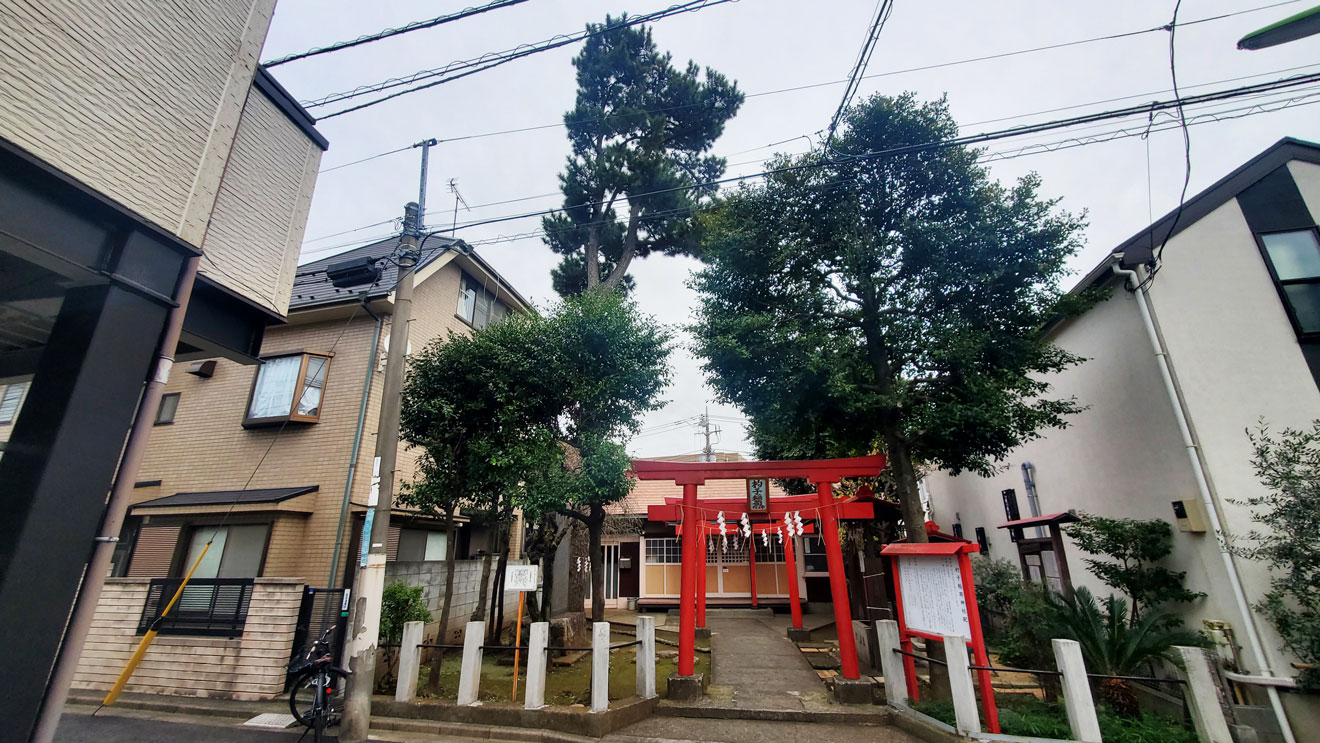 「杓子稲荷神社」の外観