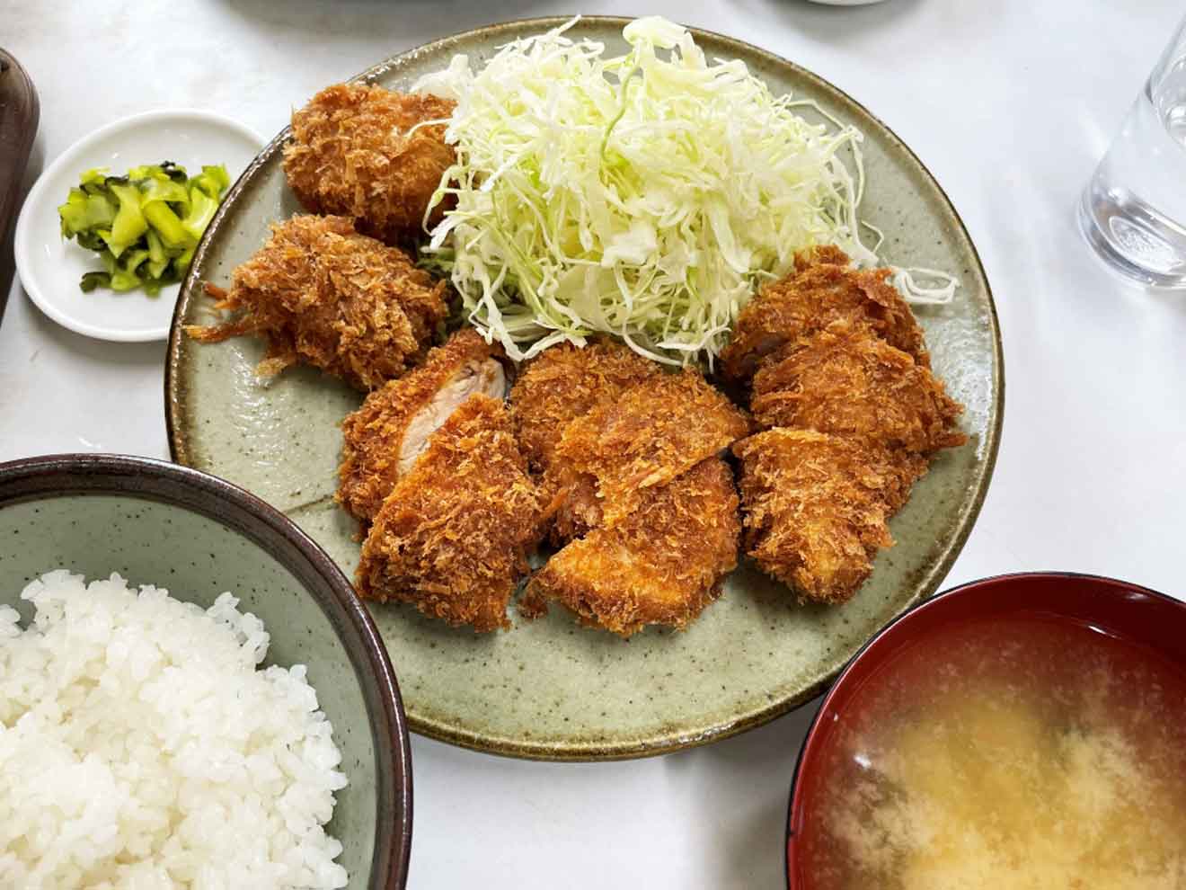 「美よし」のA定食