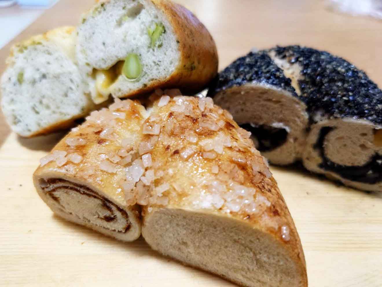 「tecona bagel Co.」のベーグル