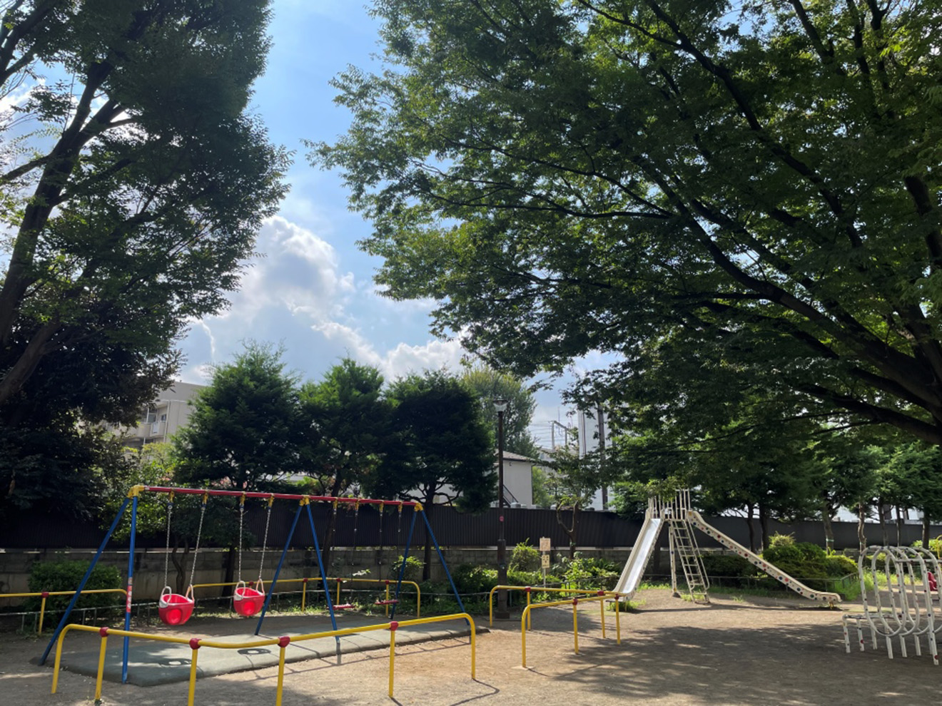 「山下公園」の遊具