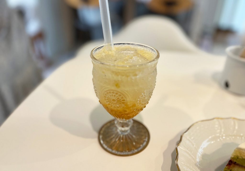 シモキタシマイの自家製ほろ苦レモネード