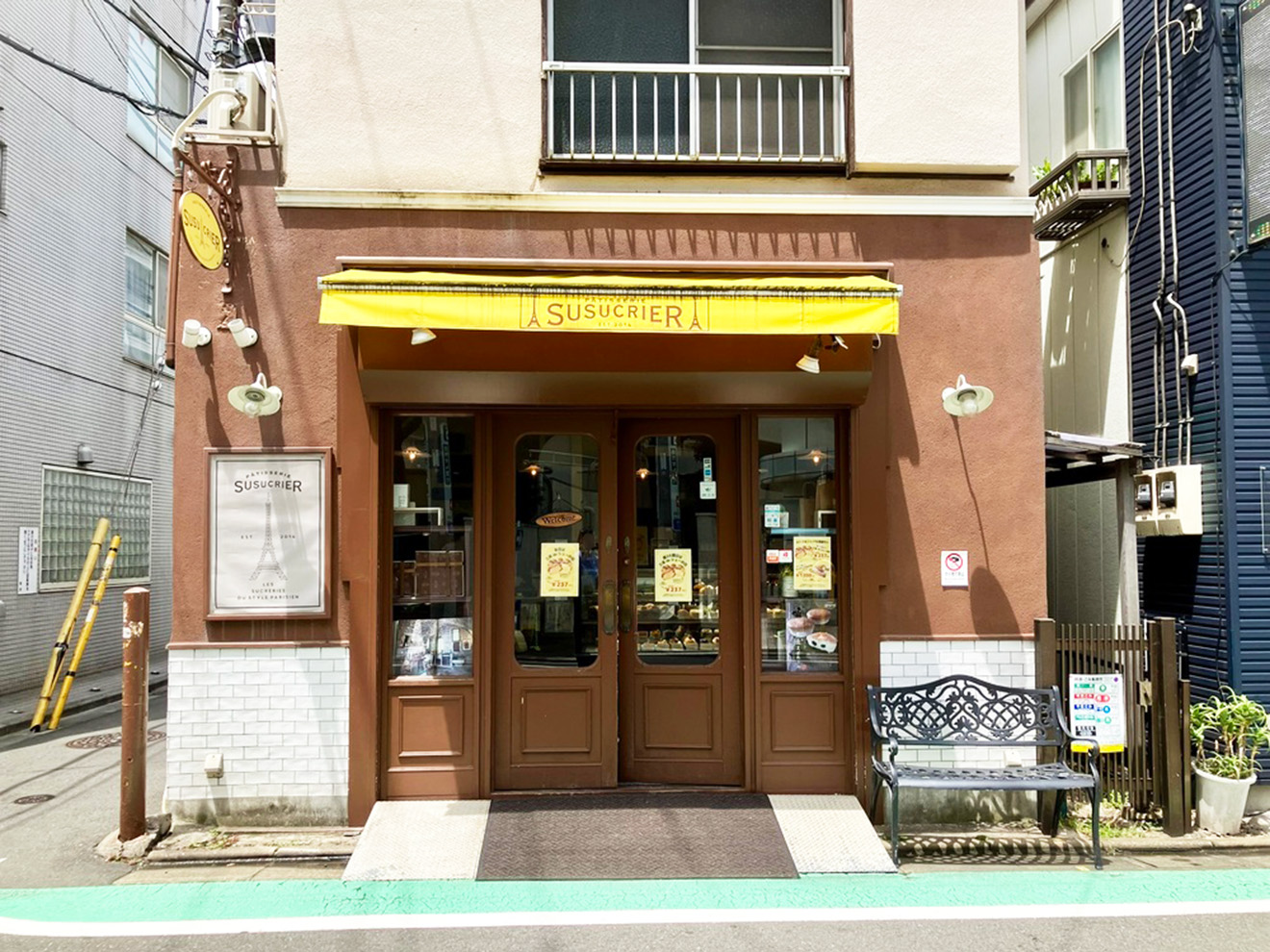 「パティスリー シュシュクリエ 三軒茶屋店」の外観