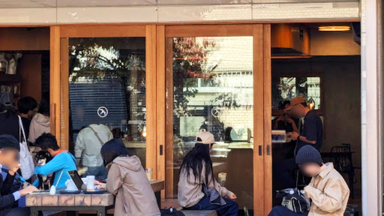 「FUGLEN HANEGI KŌEN」店頭