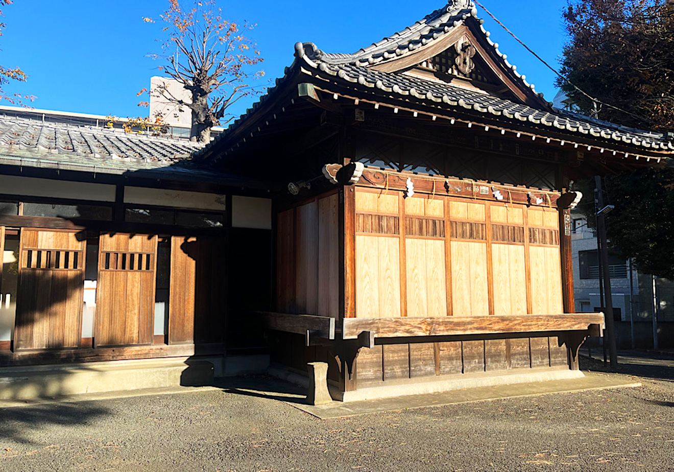 「駒留八幡神社」神楽殿