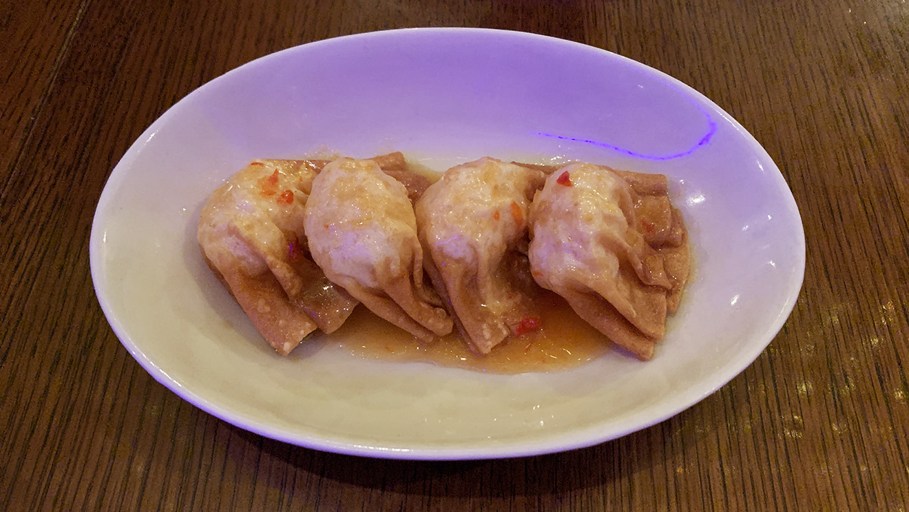 「ギョーザブラザーズ」の揚げエビ餃子