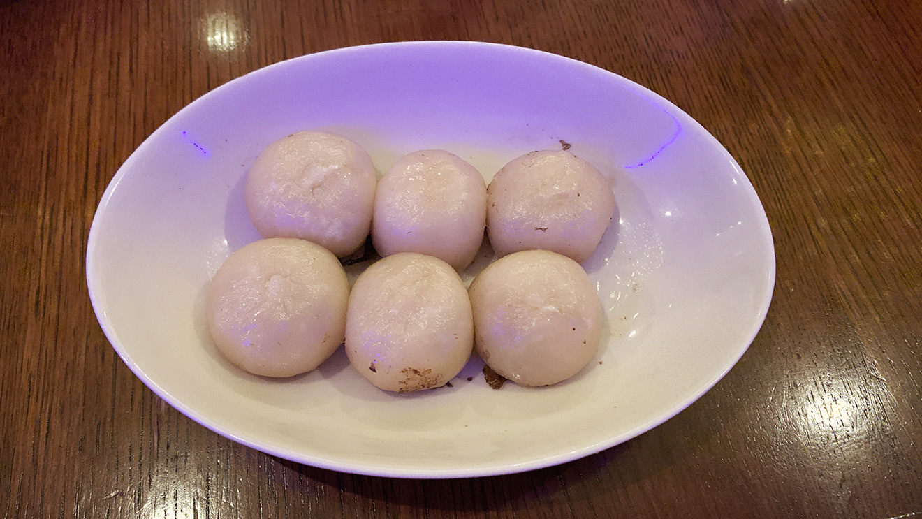 「ギョーザブラザーズ」のちーまる餃子