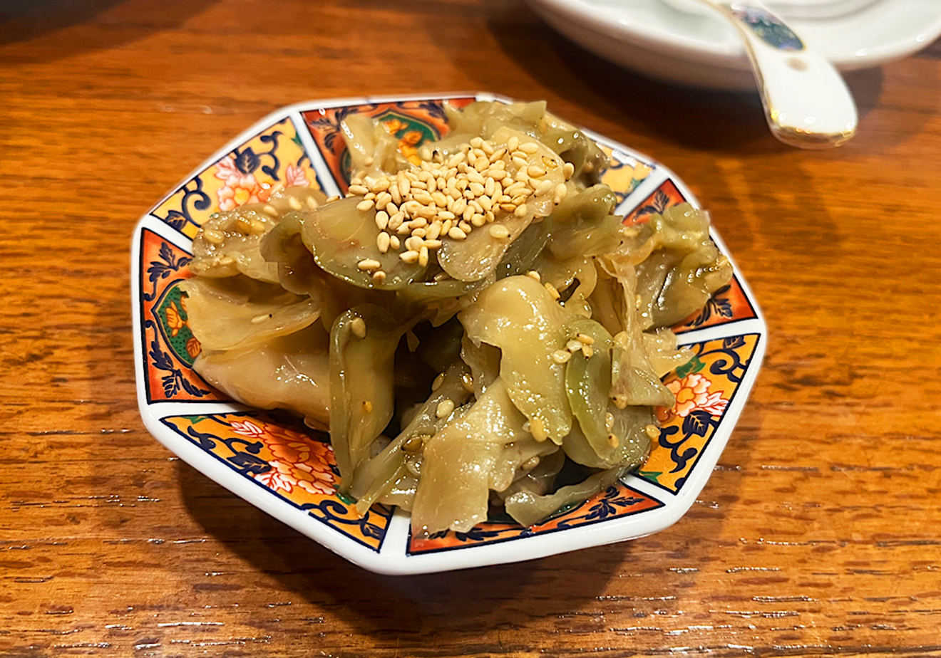 「三茶 ジャッキー小籠包」ザーサイ