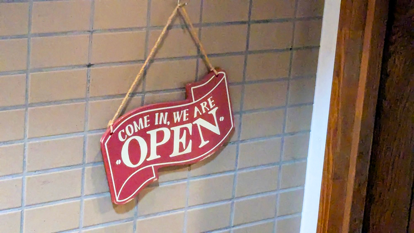 「Lani cafe＆bar」OPEN看板