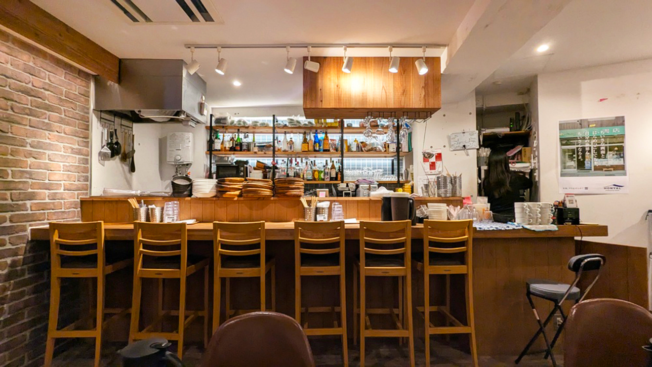 「Lani cafe＆bar」カウンター席
