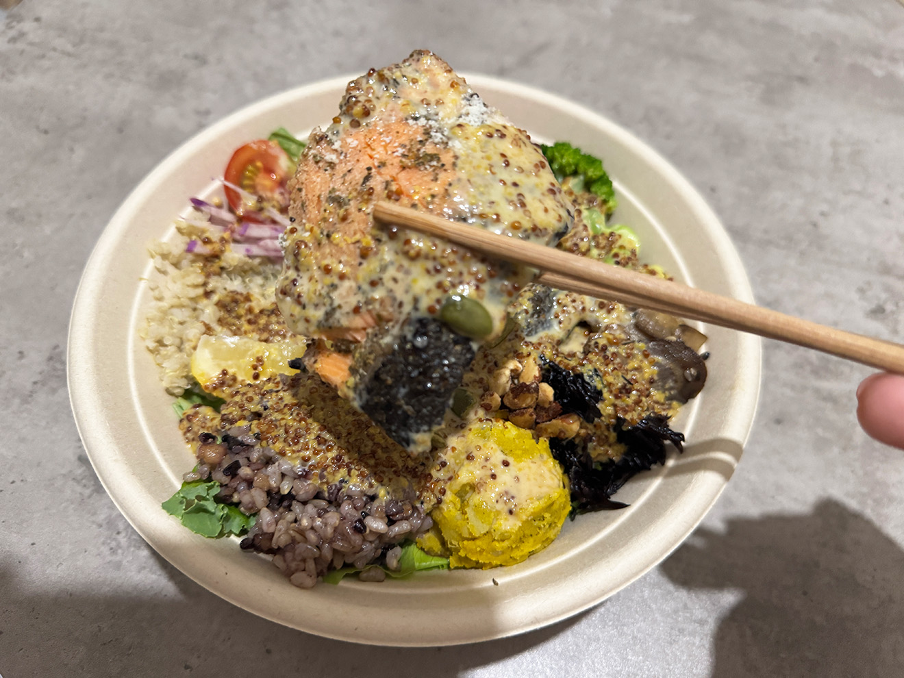 「Vegetable Base Tokyo」のジルサーモンのレギュラーサイズ
