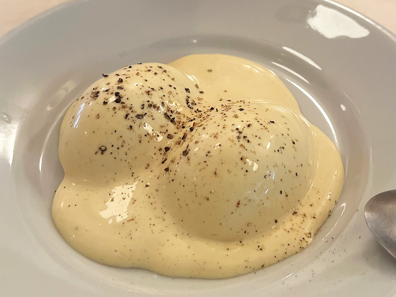 「CANON BREWING」のウフマヨ