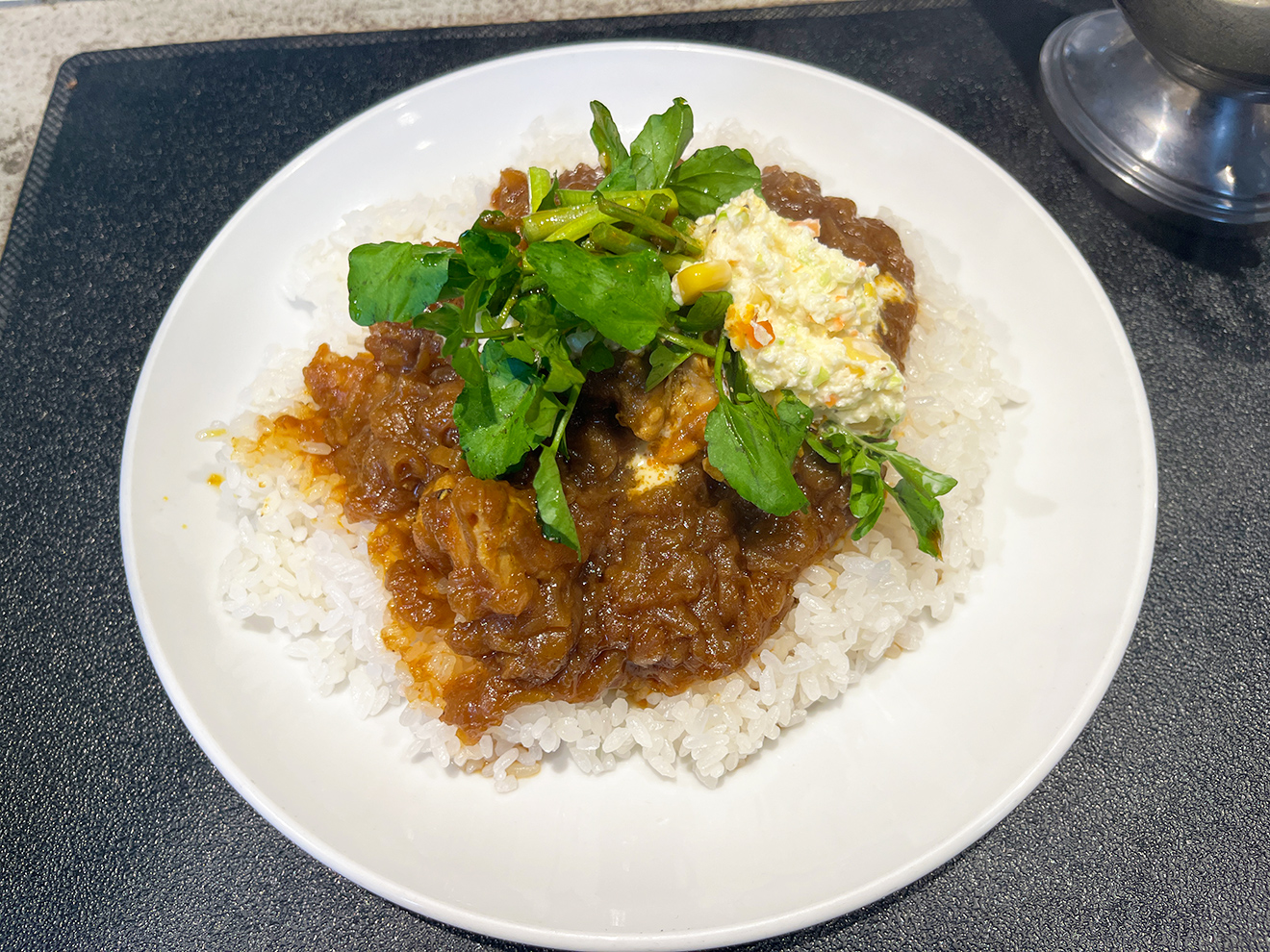 「SANZOU TOKYO」コルマカレー