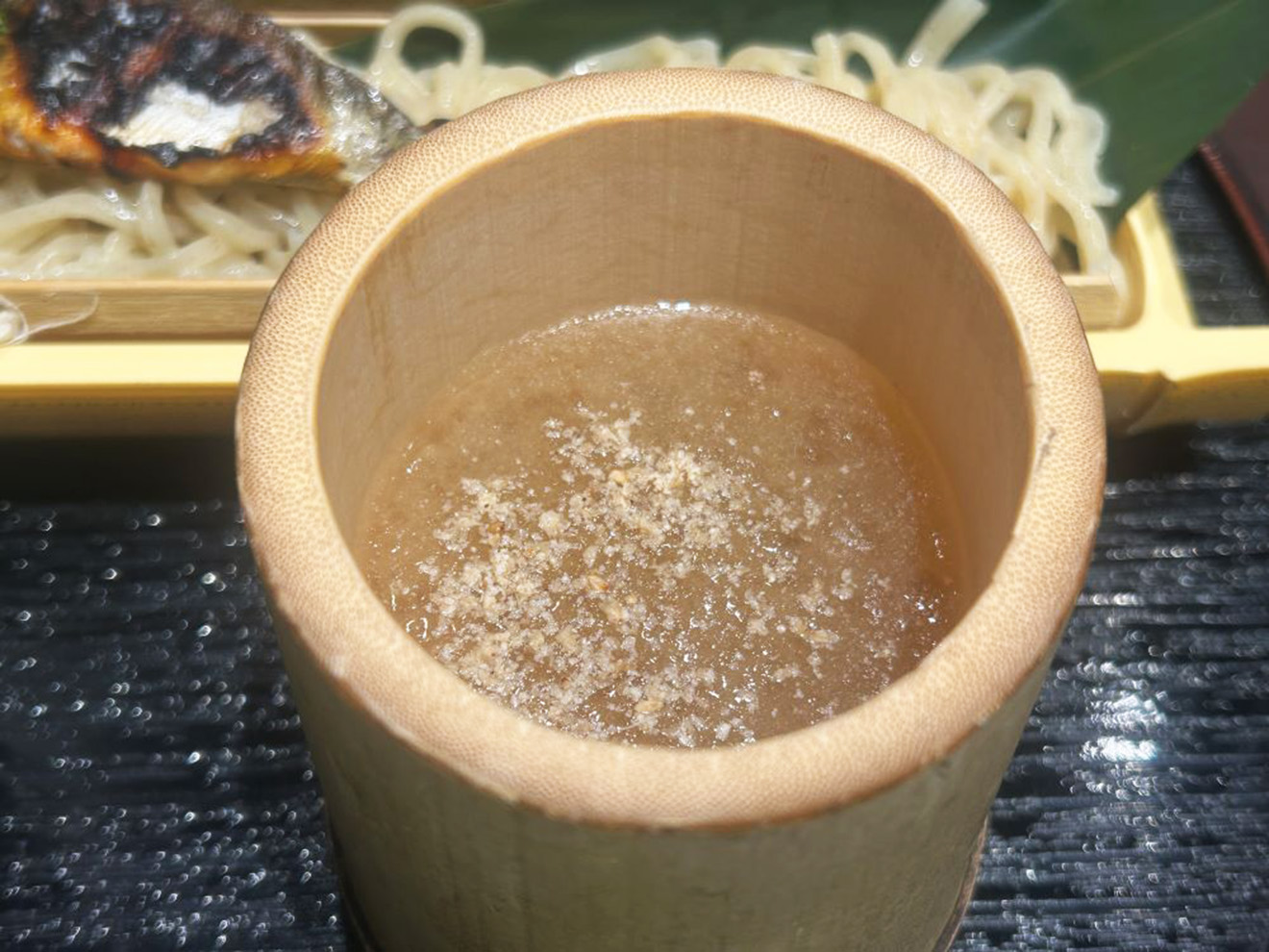 「炭火焼きあゆラーメン Gottaku」のつけ汁