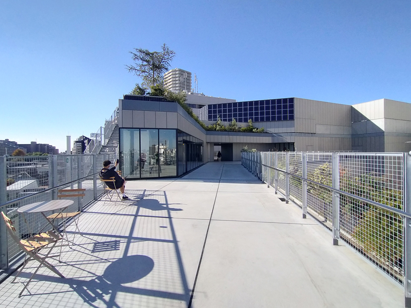 開放的な屋上