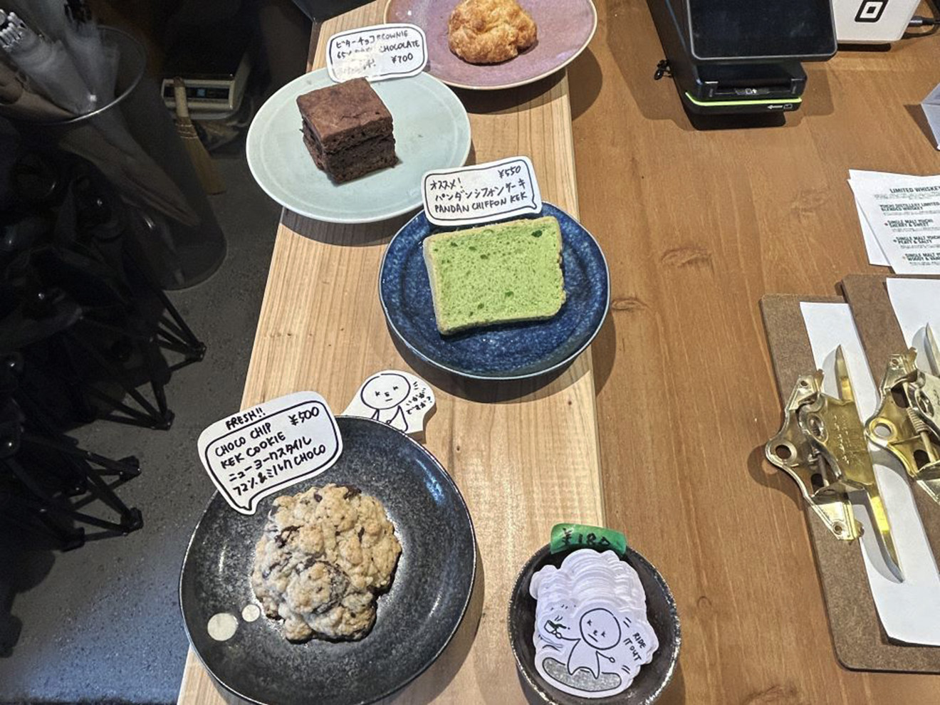 「KEK COFFEE & BAKES」のサンプル