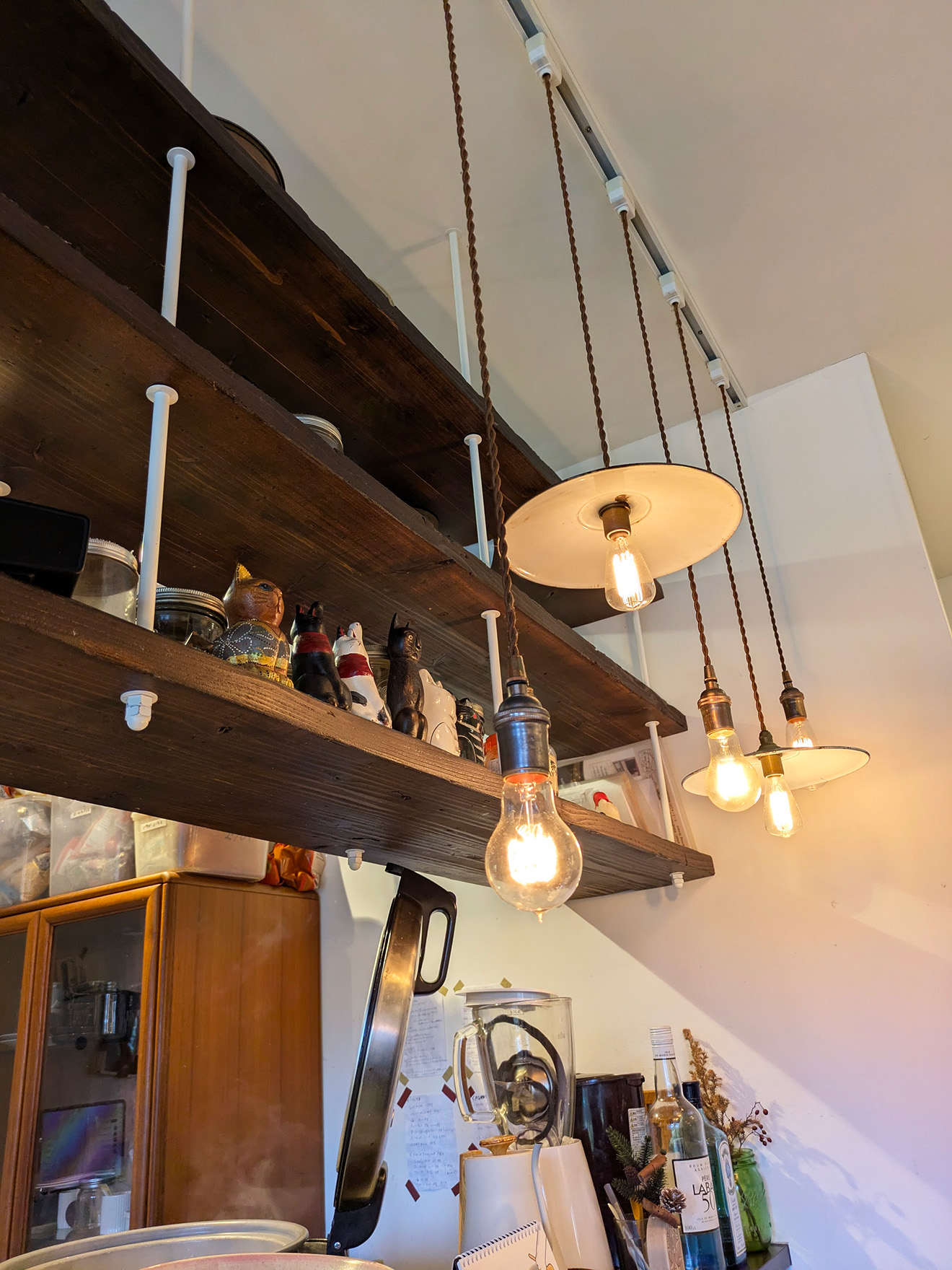 「kitchen and CURRY」の店内