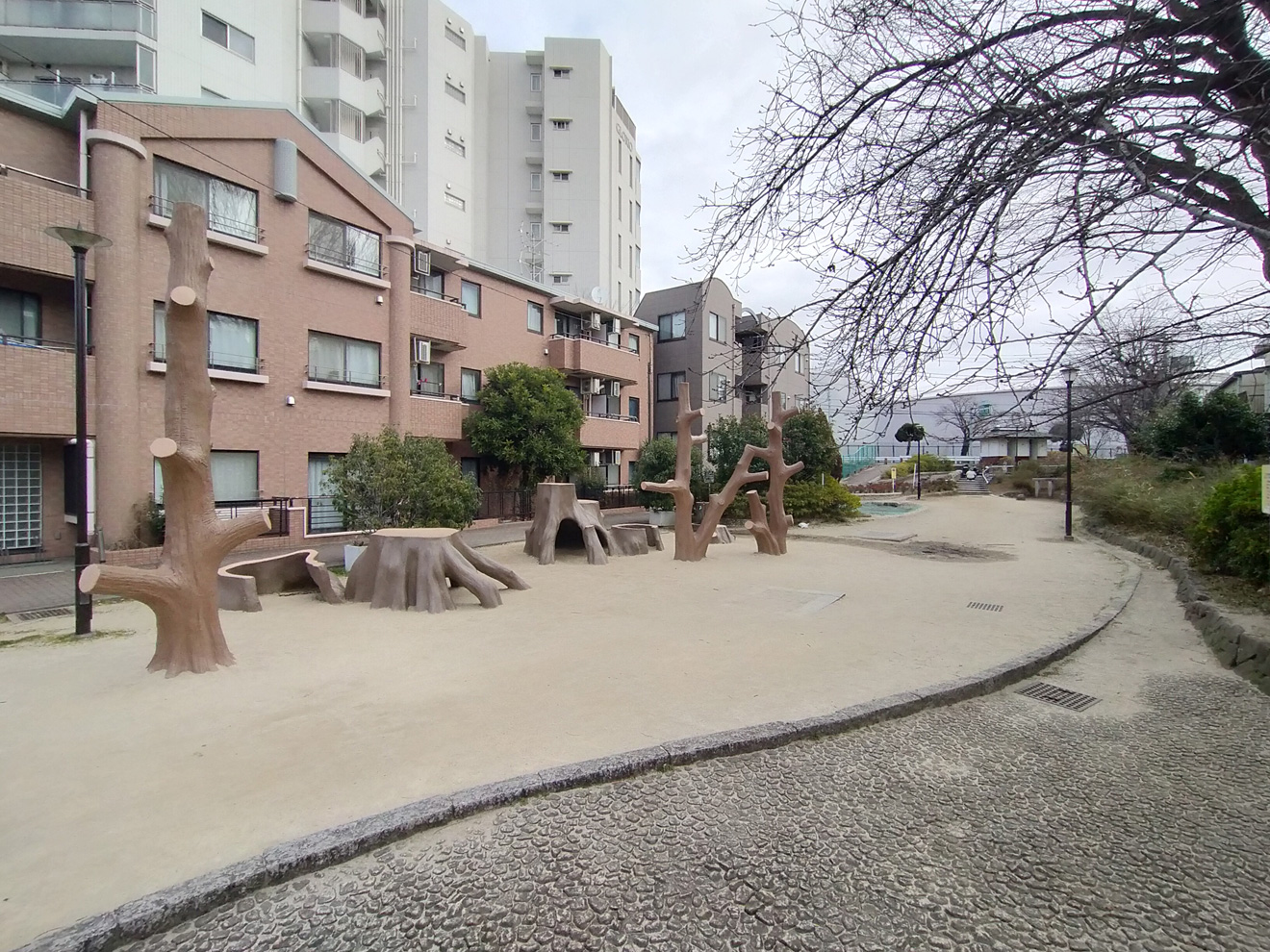 玉川上水公園の遊具