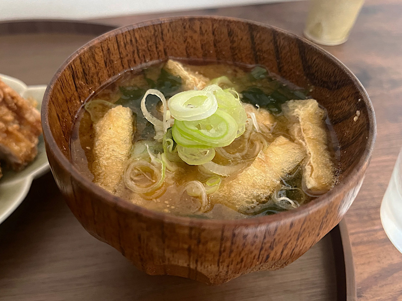 「おむすびよさく」のおみそ汁