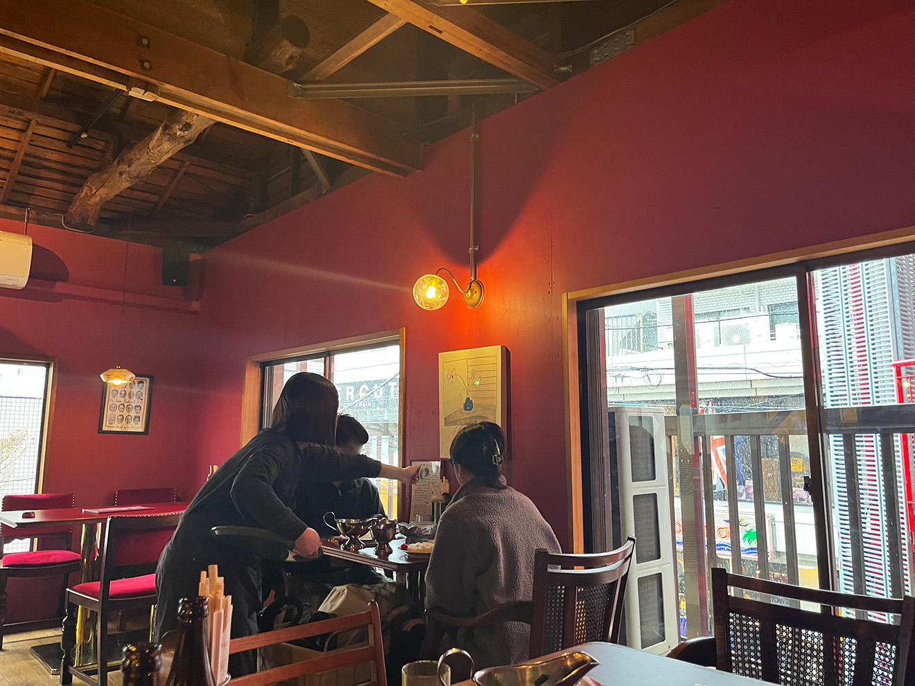 「ニューかかん」の店内