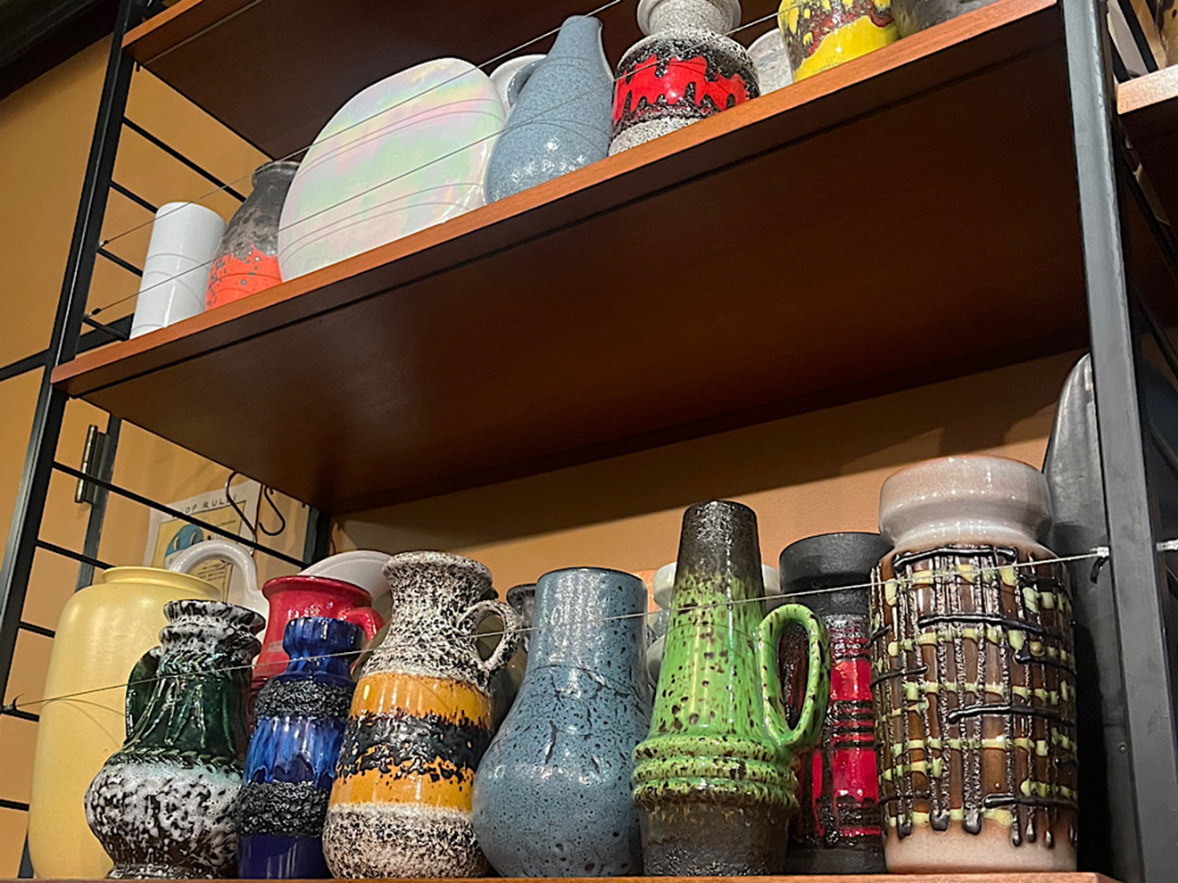 「STAND By Sunday」の陶器