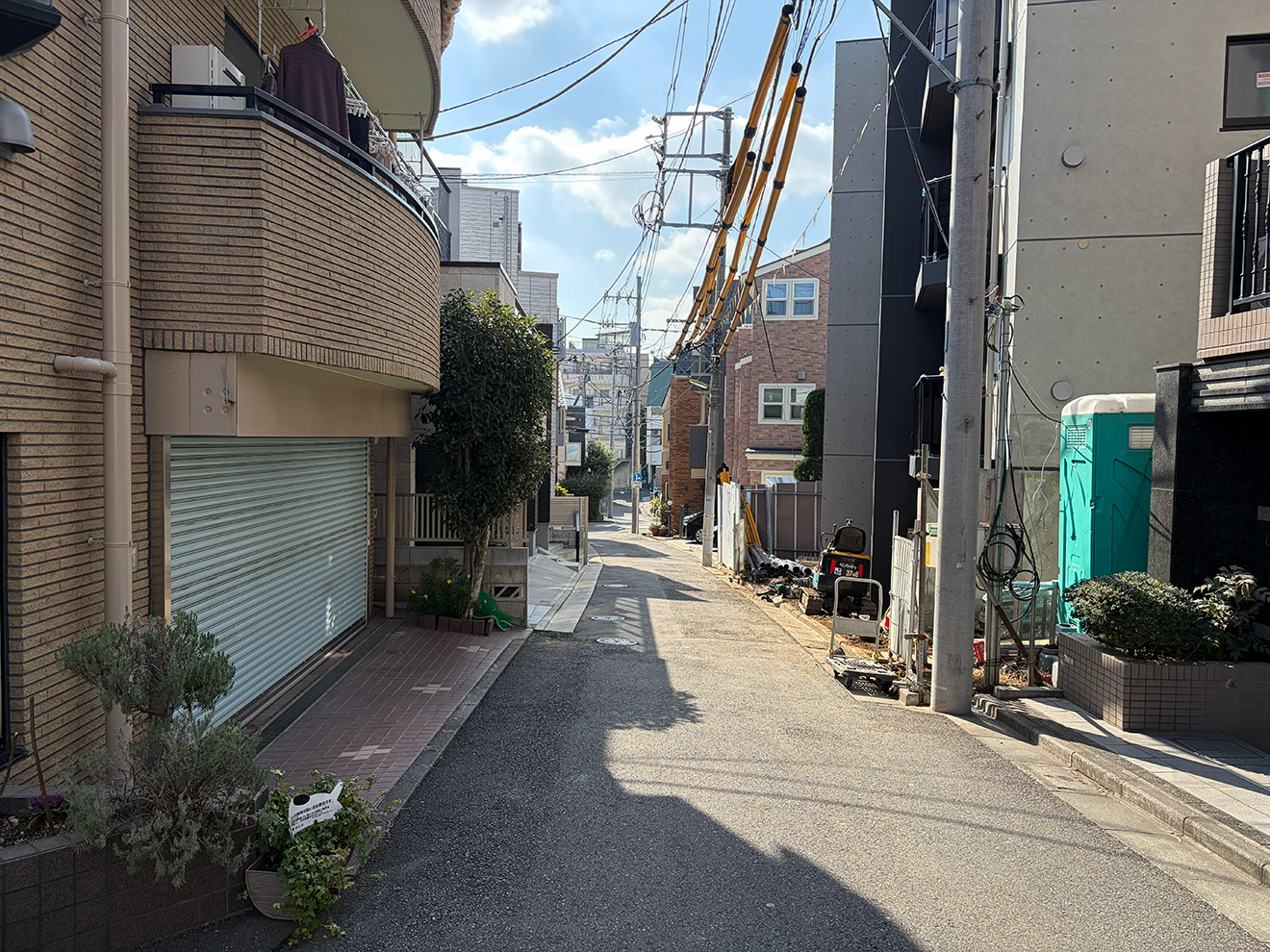 「BOB KITCHEN」までの道