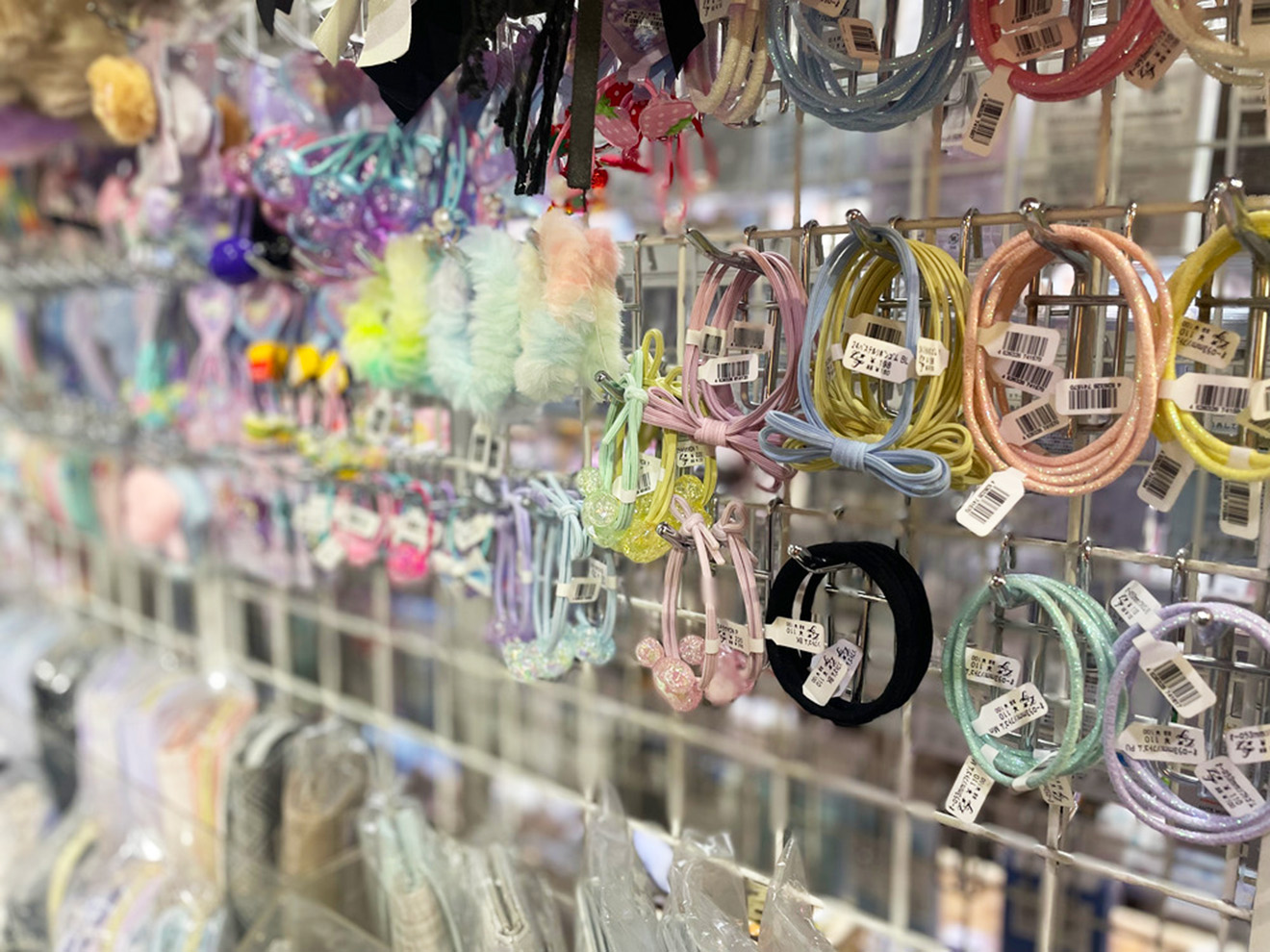 「fun fan」のヘアゴム