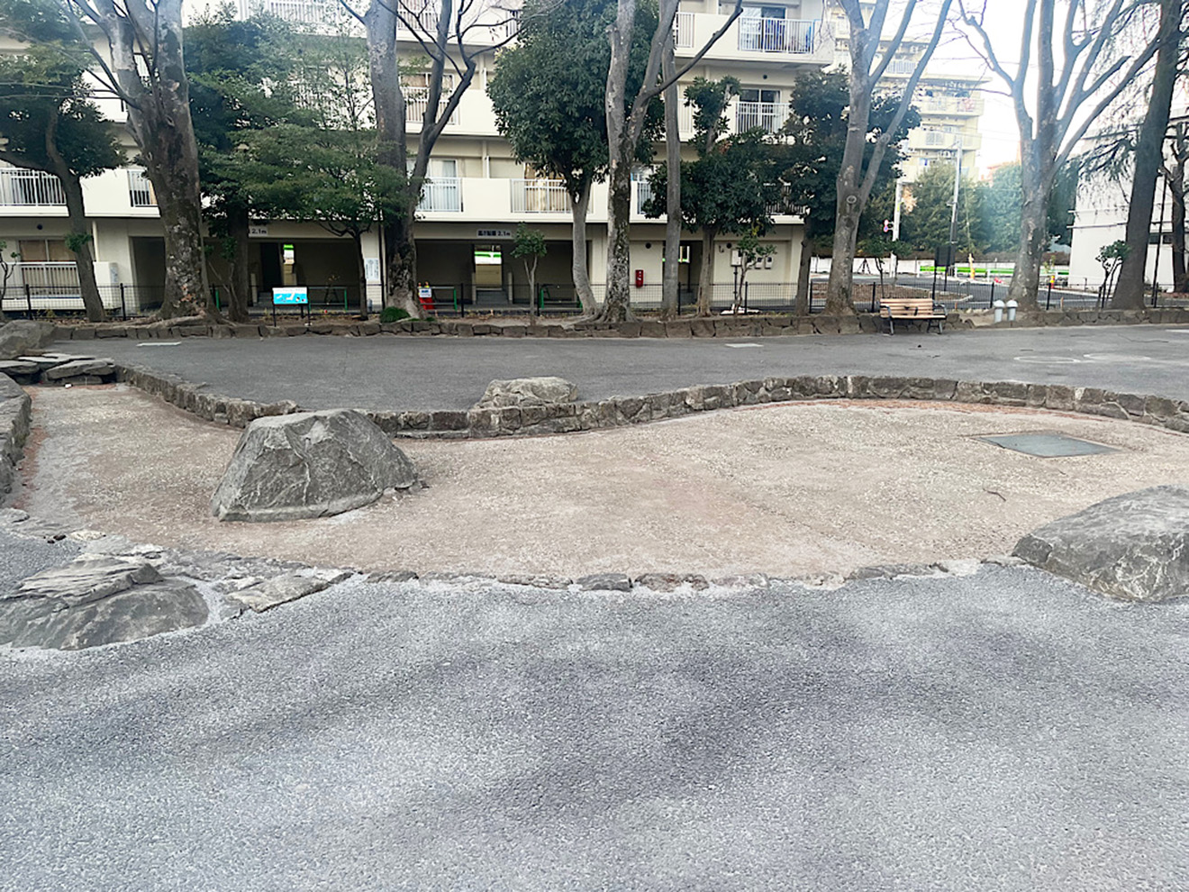 じゃぶじゃぶ池