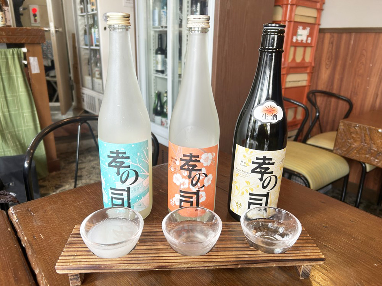 「つきや酒店」の飲み比べセット