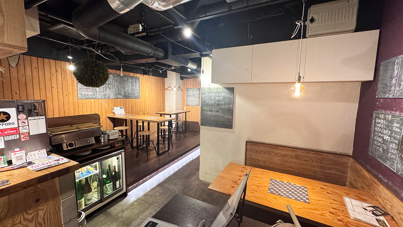 「SAKE STAND とか食堂」店内雰囲気